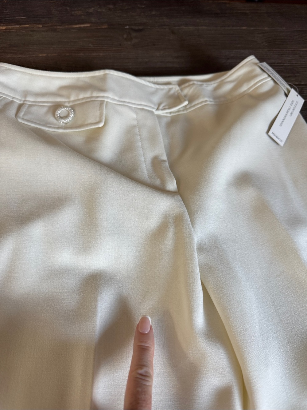 Larry Levine ivory stretch wide leg cuffed lace trimmed trousers NWT size 8 - Picture 10 of 13